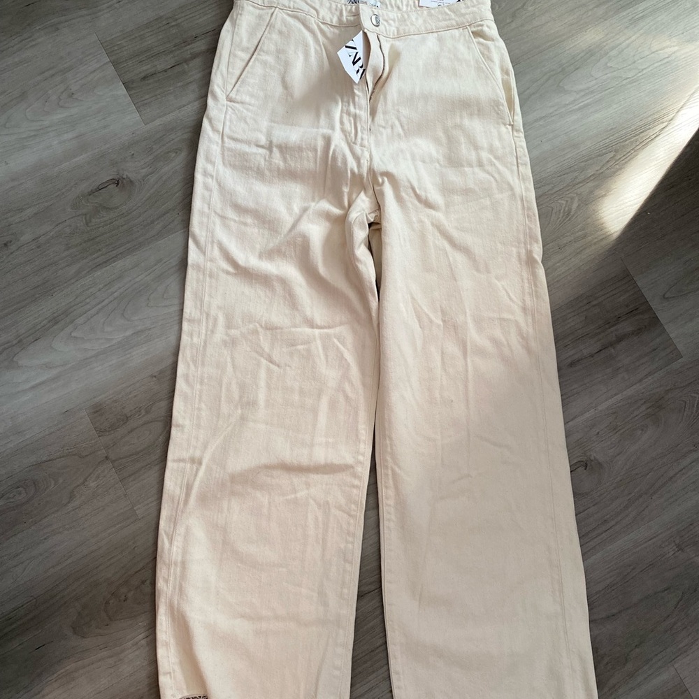 Zara - Picture 6 of 7
